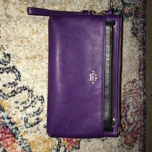 Large plum purple coach wristlet w/insert